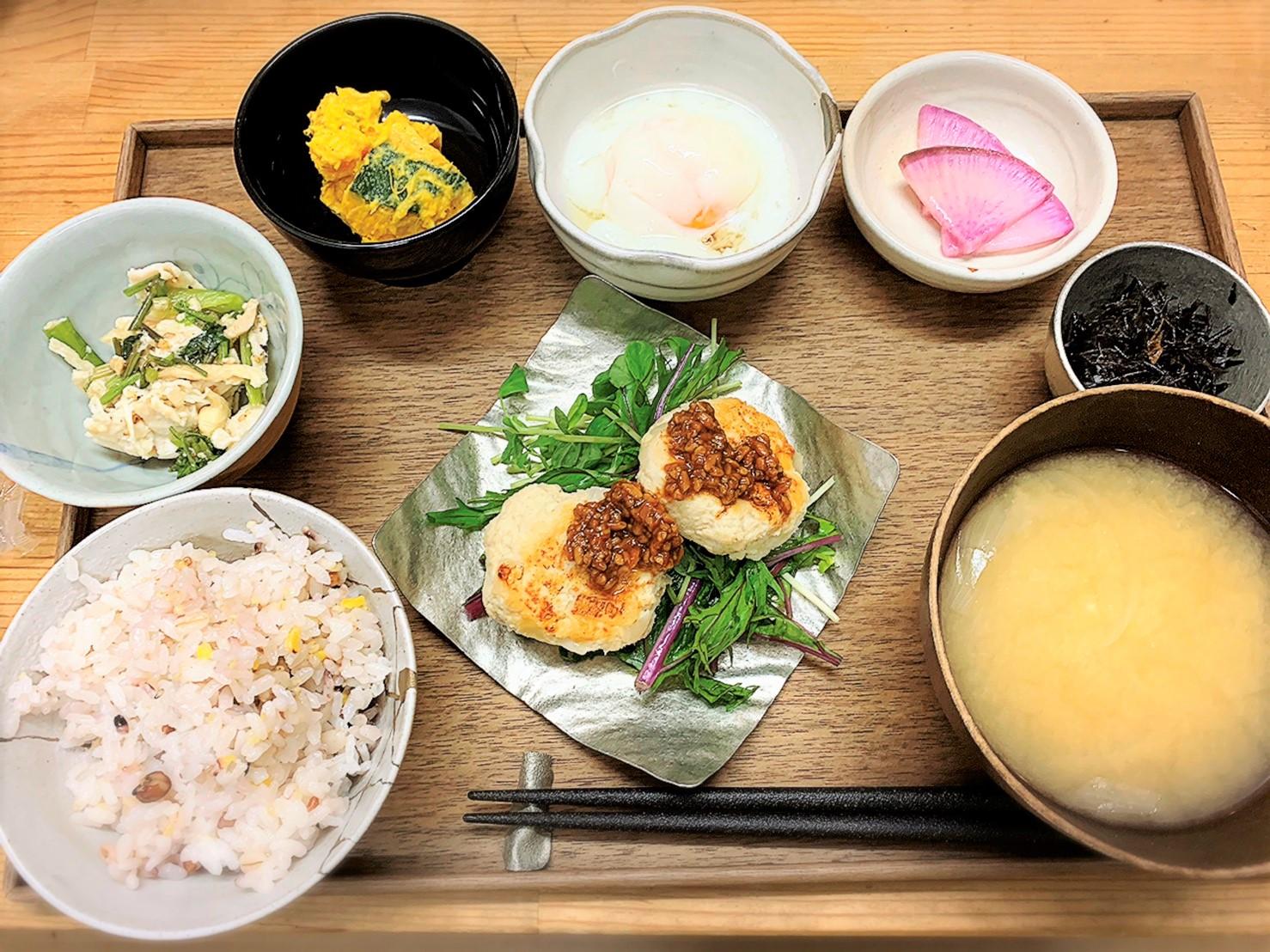 いきてるごはんcafē 鶴麹本店