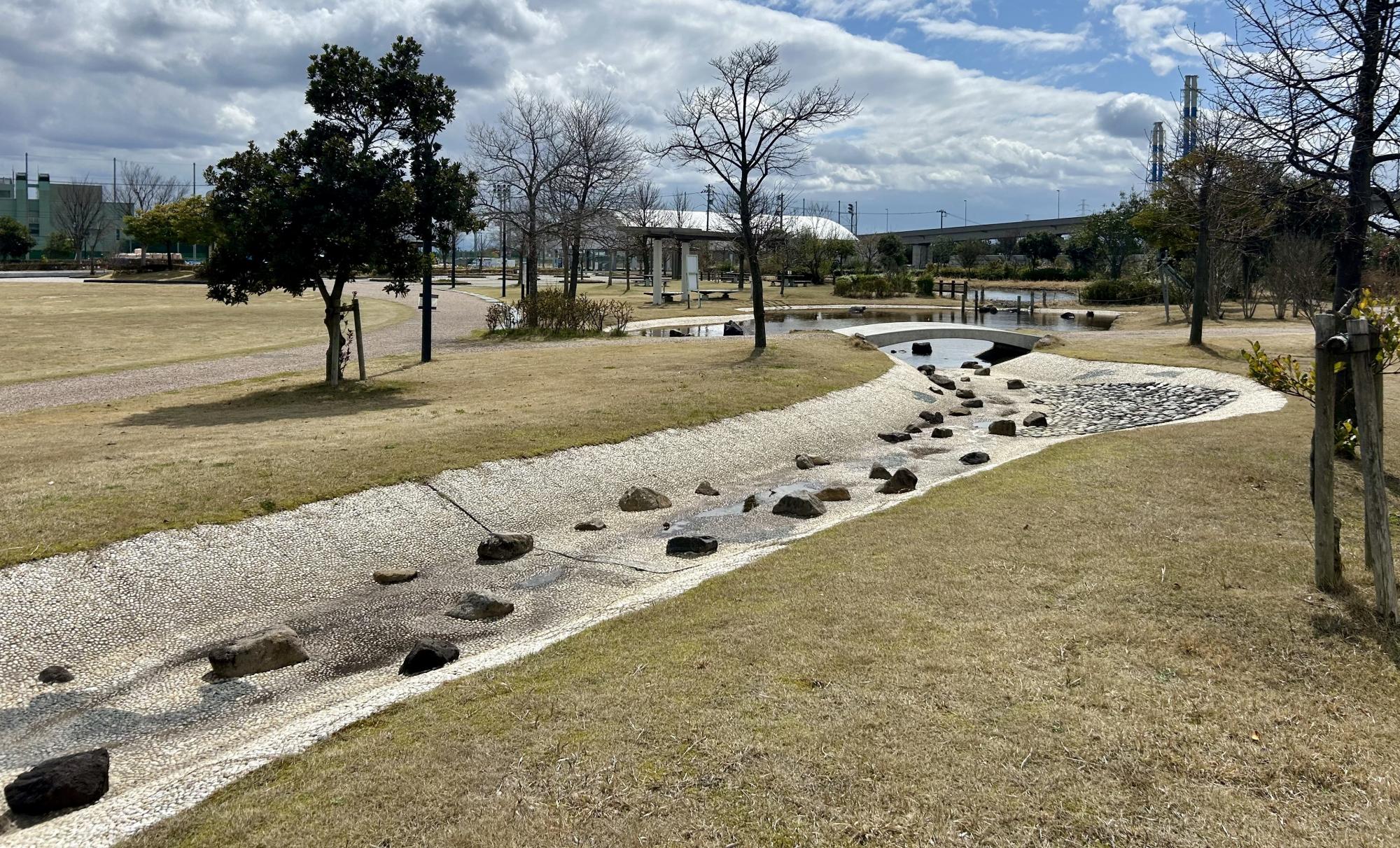 富山新港元気の森公園