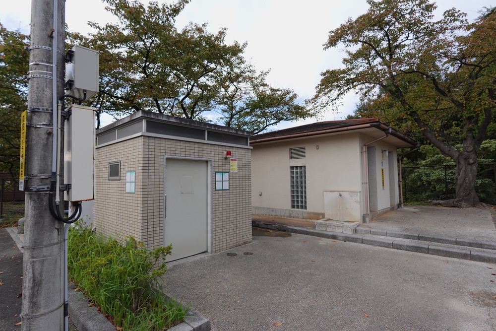 薬勝寺池公園