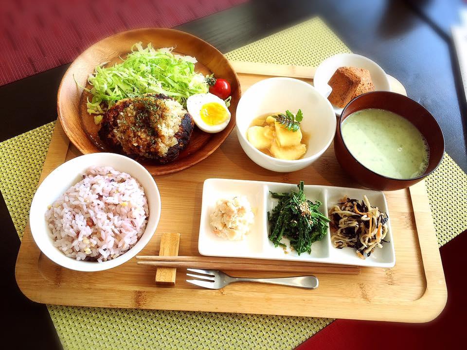 とみやカフェ