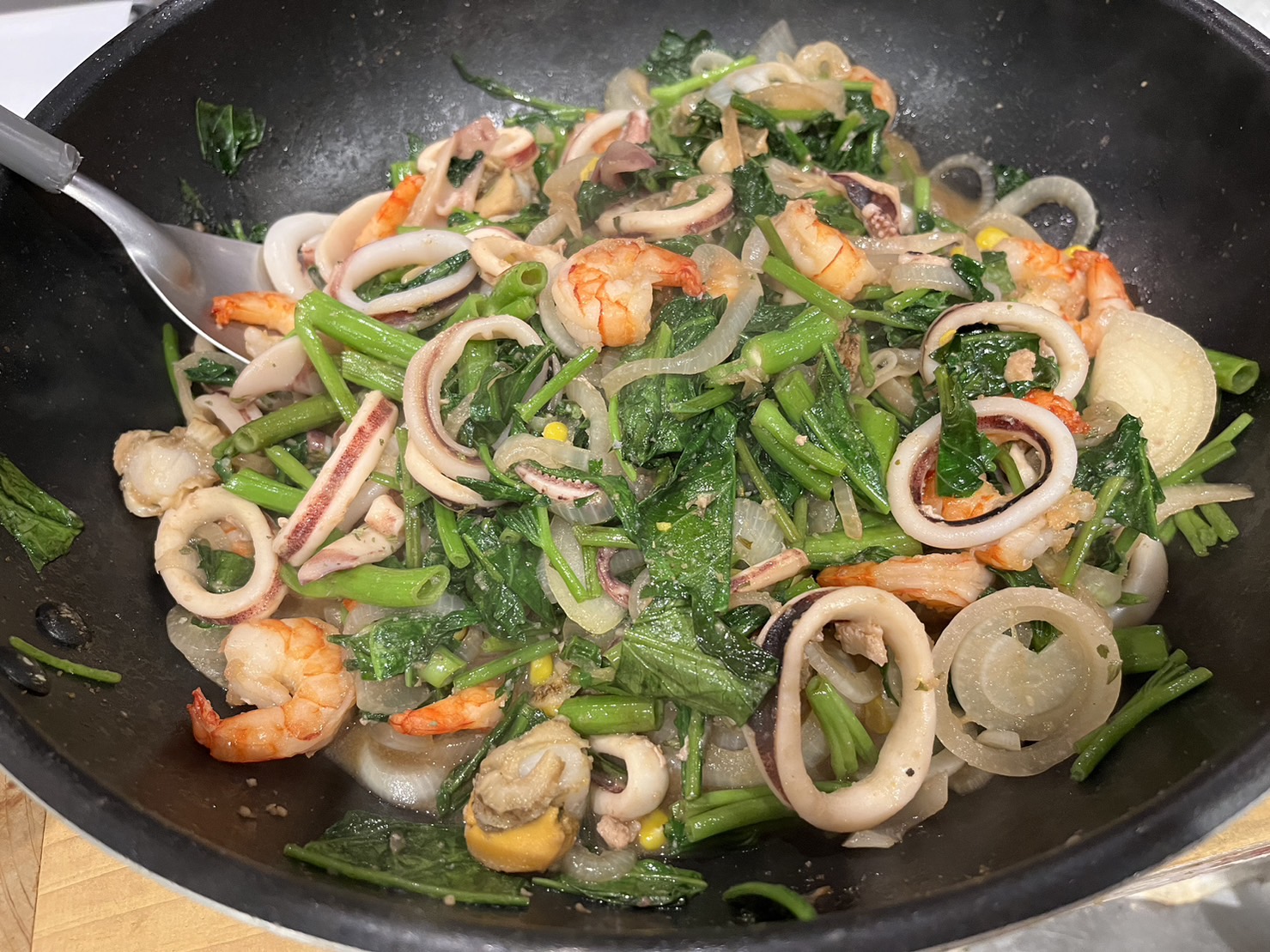 煮込みと惣菜の店 ぺんぎん食堂