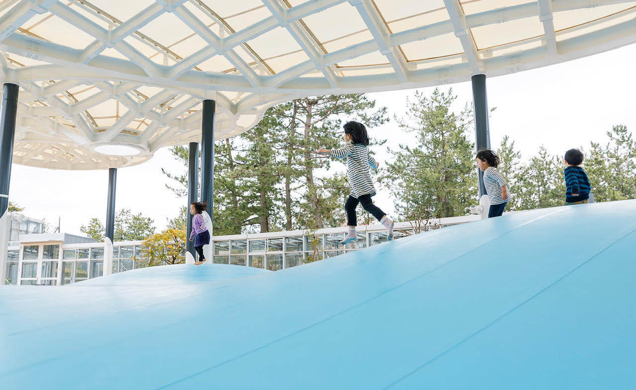 氷見市海浜植物園（ひみしかいひんしょくぶつえん）｜富山 屋内 遊び場