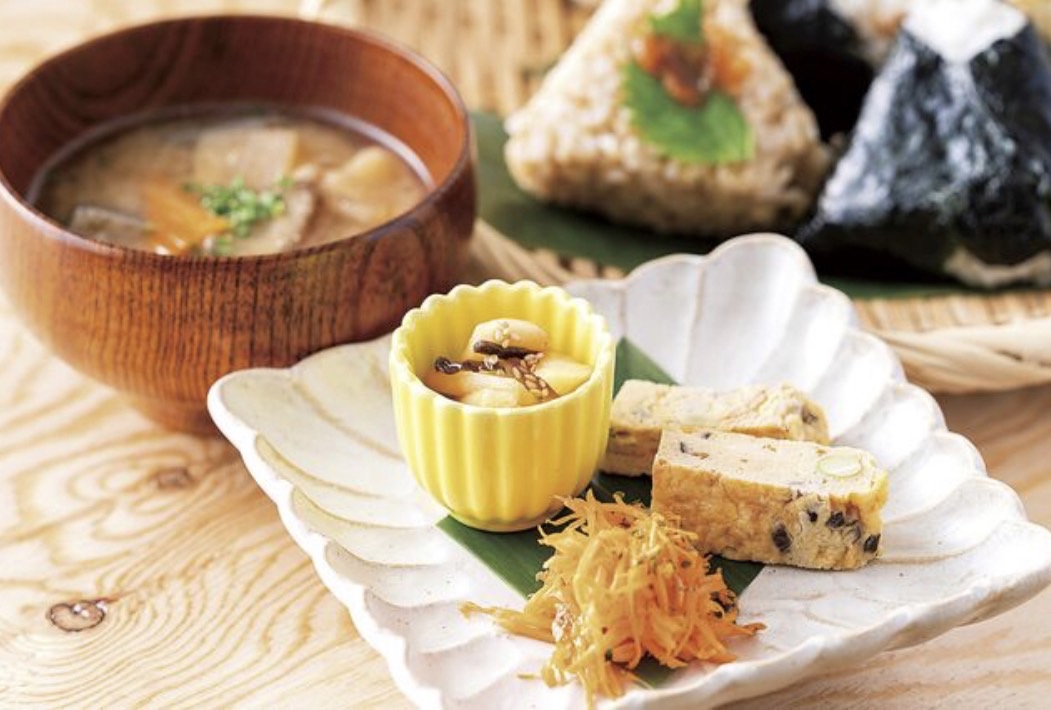 おむすびとお味噌汁のお店　つぶ屋