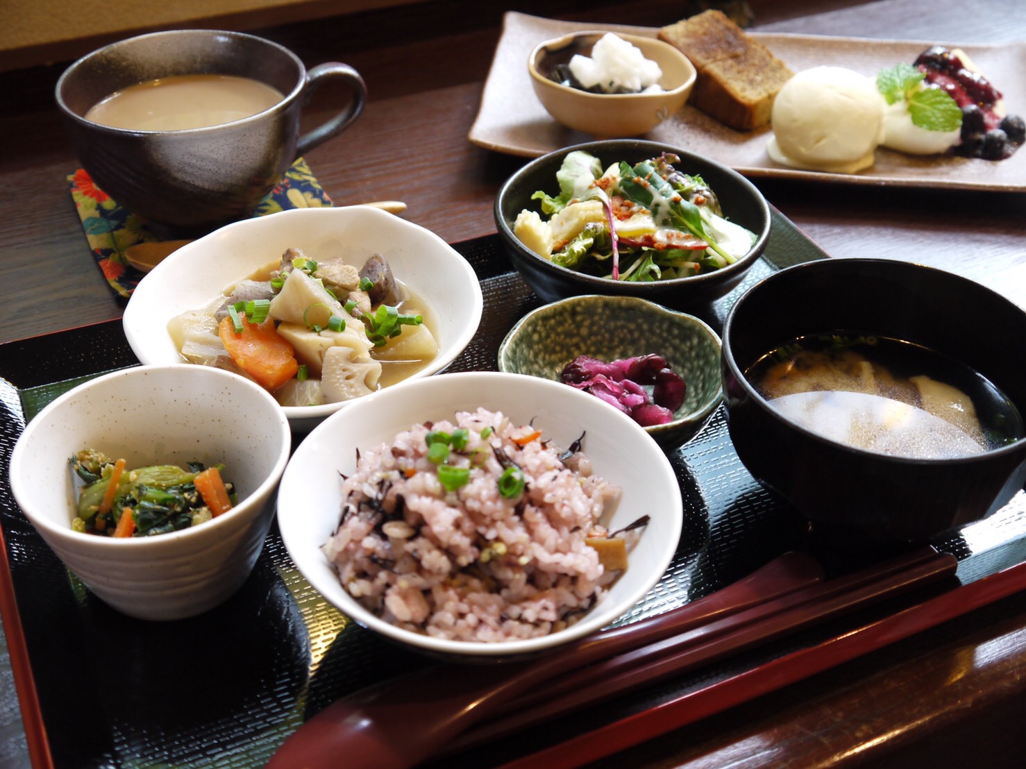 トートーカフェ