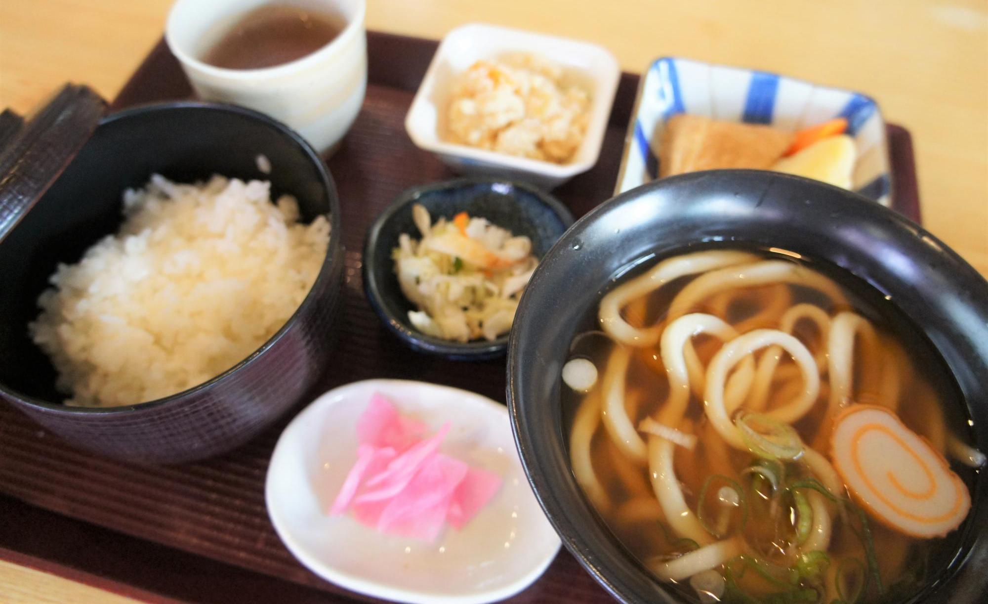 百万石うどん 大門店