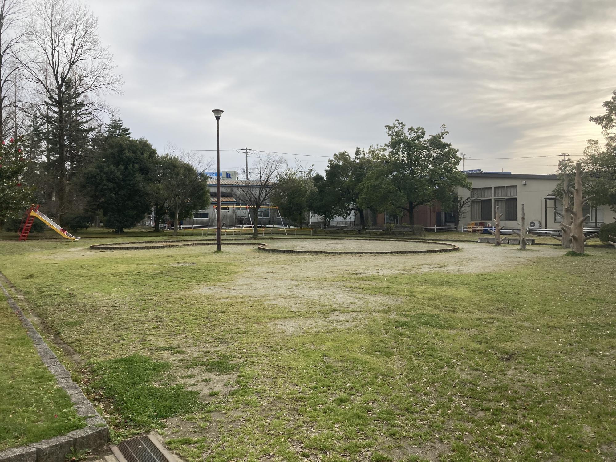 上冨居公園